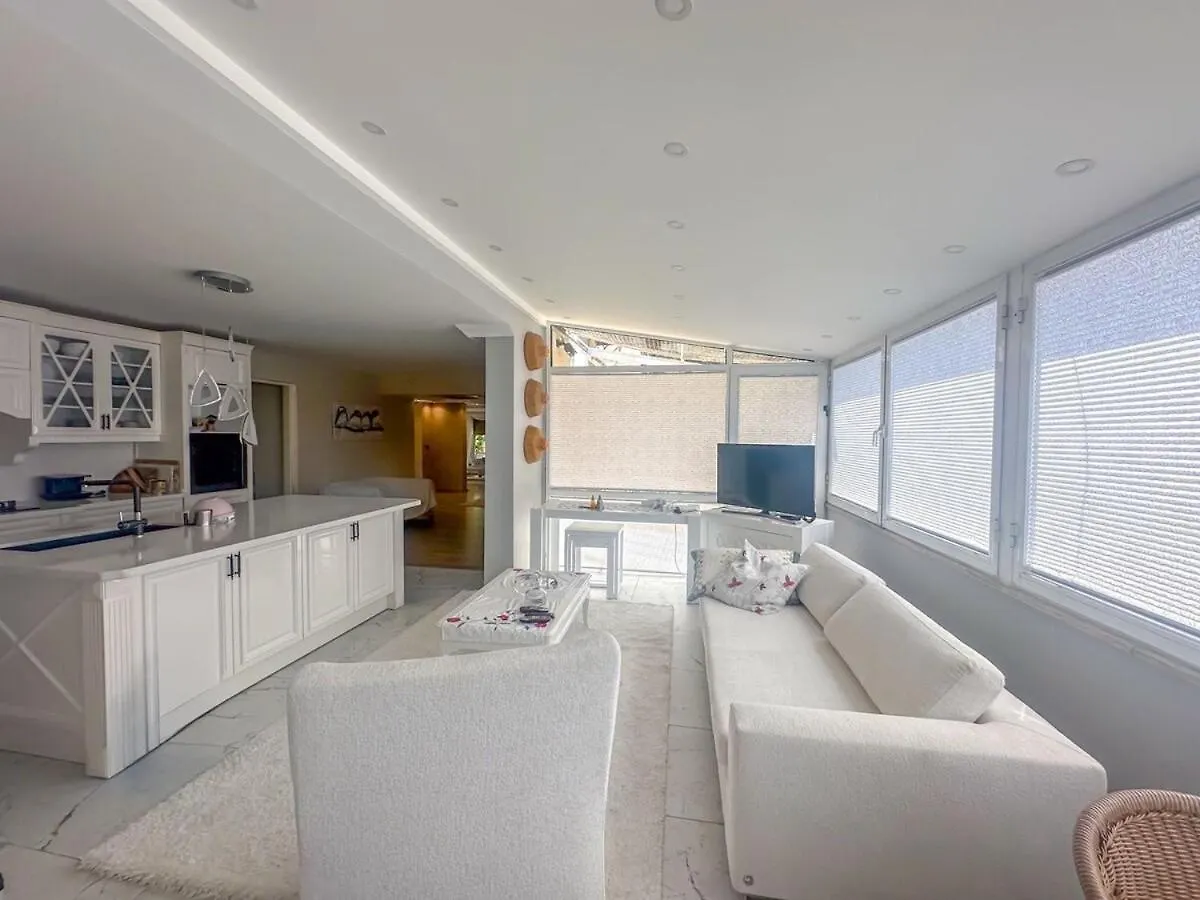 Oezel Huzurlu Villa Marmaris